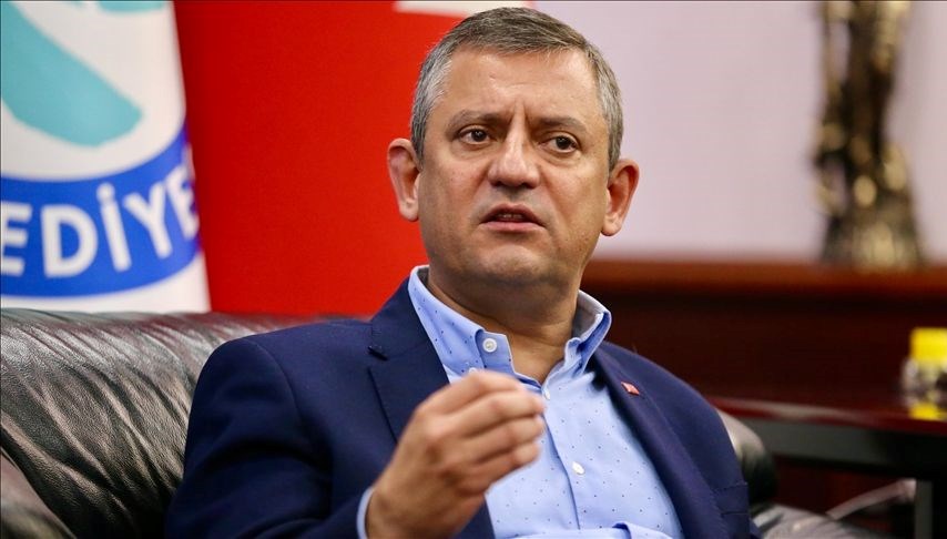 CHP lideri Özgür Özel'den Beşiktaş Belediye Başkanı Rıza Akpolat'ın tutuklanmasına tepki