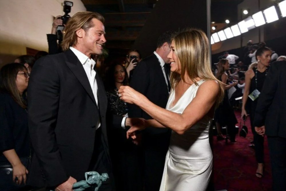 Jennifer Aniston'dan Brad Pitt açıklaması: Biz iki dostuz