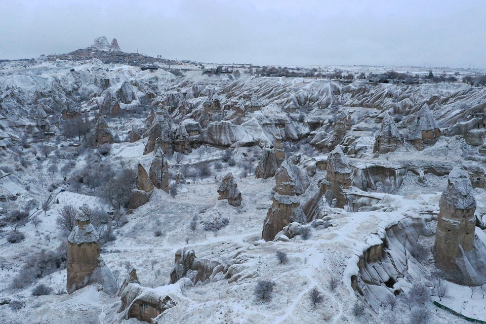 Kapadokya'nın manzarasına kar güzelliği eklendi - 1