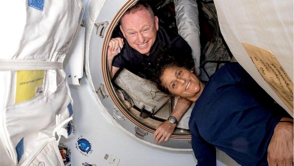 Musk'tan mahsur kalan astronotlar için müjde: