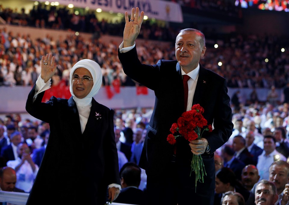 Cumhurbaşkanı Erdoğan yeniden AK Parti Genel Başkanı - 1