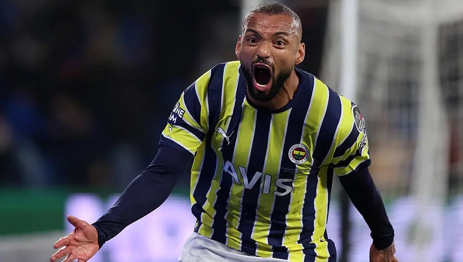 Gol krallığına koşuyor