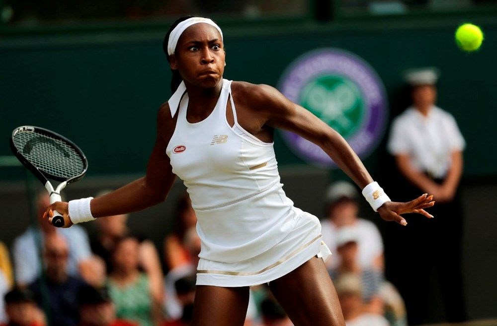 Mundo do ténis de boca aberta. Coco Gauff vence primeiro torneio WTA aos 15  anos - Ténis - SAPO Desporto