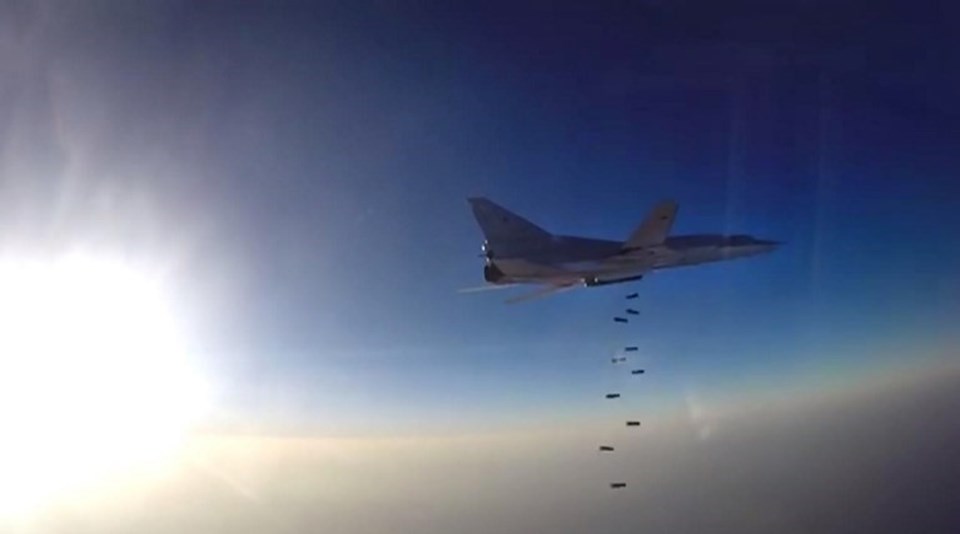 SON DAKİKA: Rus savaş uçaklarından İdlib'e saldırı (Kremlin'den açıklama) - 1