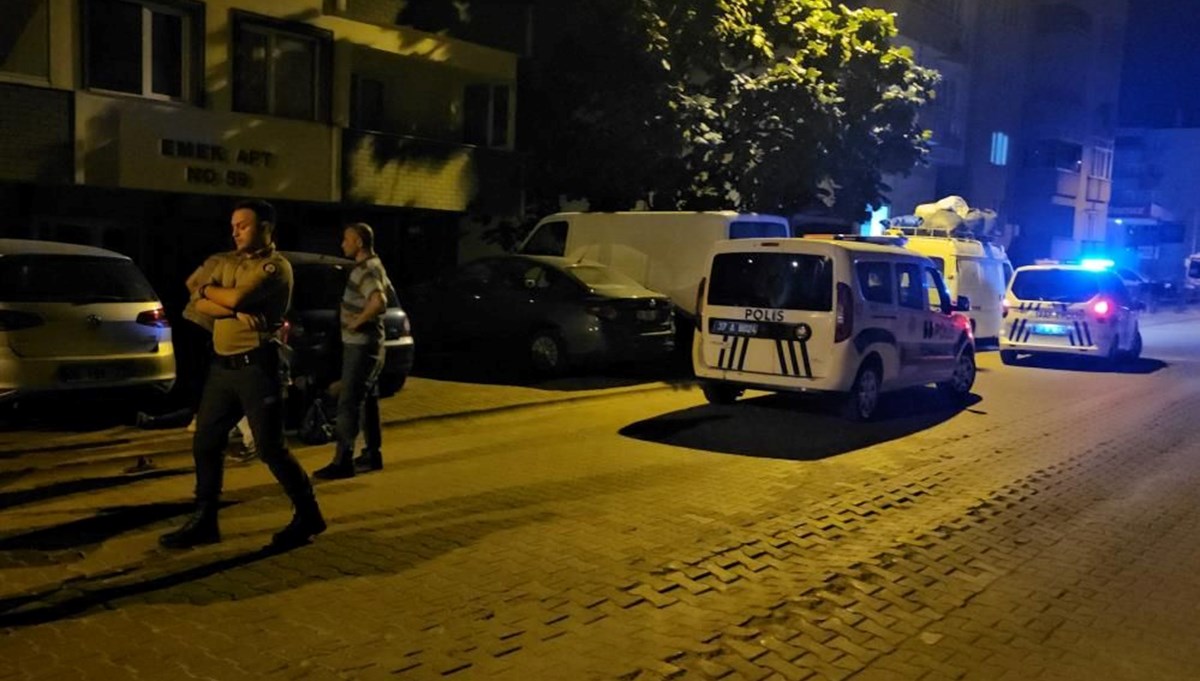 Komşu kavgası kanlı bitti: 1 ölü, 6 yaralı Komşu kavgası kanlı bitti: 1 ölü, 6 yaralı