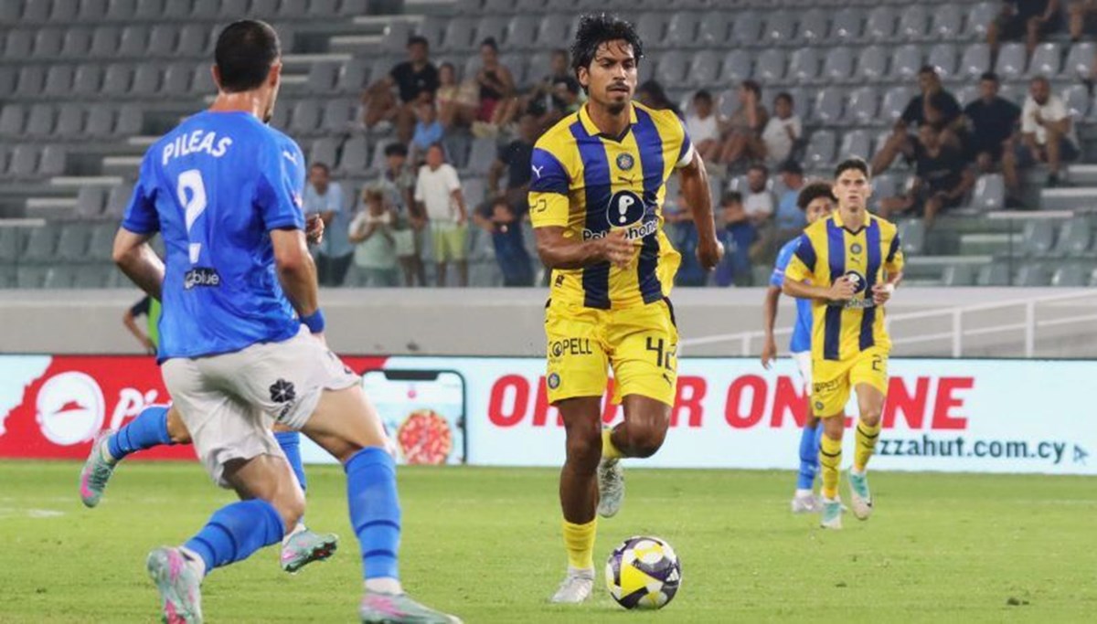 UEFA maçında Filistin bayrağı dalgalandı