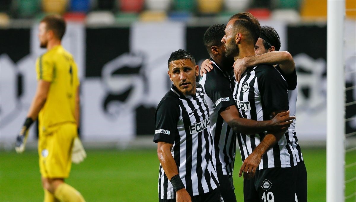 SON DAKİKA: Altay-Giresunspor maçı ertelendi