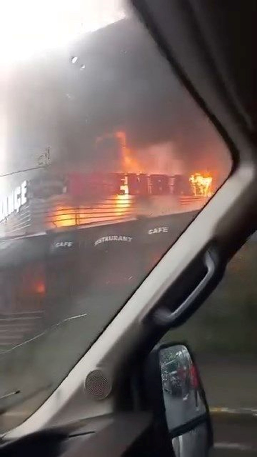 Esenyurt'ta yangın paniği: 132 daireli bina tahliye edildi 73 gg6pbj5t50iqPYcDhAp4AA