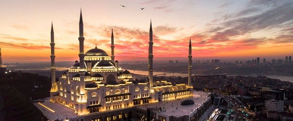 Türkiye'nin en modern külliyesi: Büyük Çamlıca Camii hakkında bilmeniz gerekenler