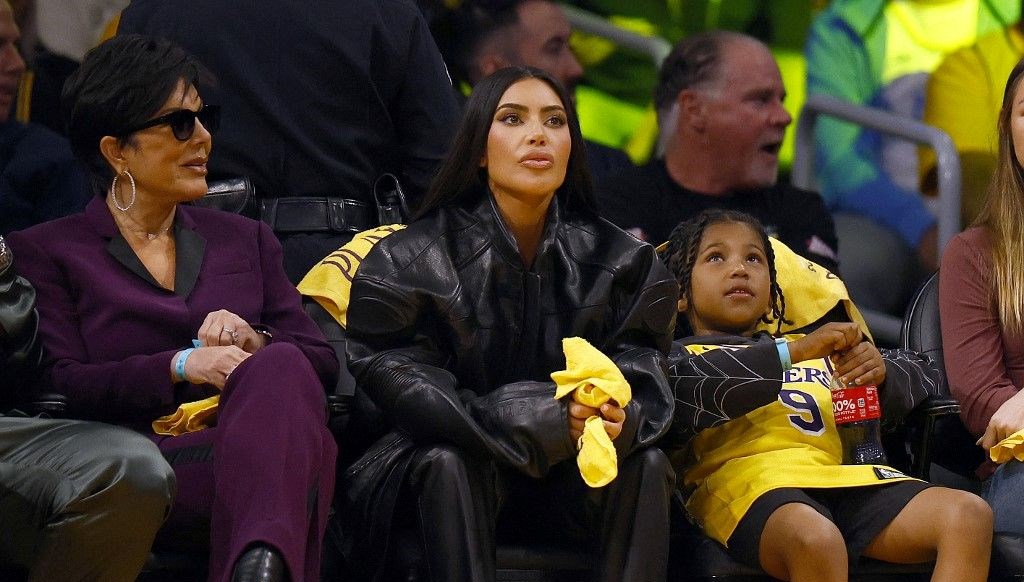 Kim Kardashian, Harris karşıtı paylaşımlarının ardından oğlu Saint West'in YouTube kanalını kapattı