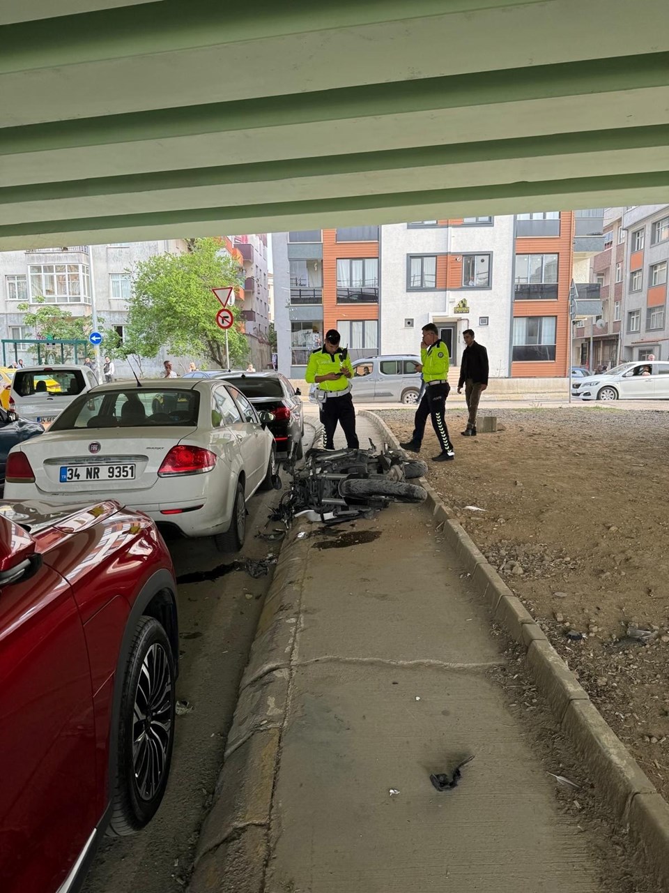 Ümraniye'de kaza yapan motosikletli trafik polisi şehit oldu - 1
