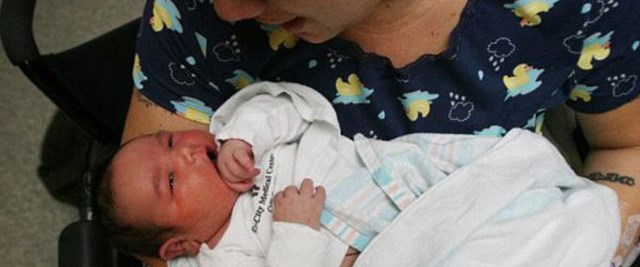 Bebek 7 kilo doğdu Magazin Haberleri NTV