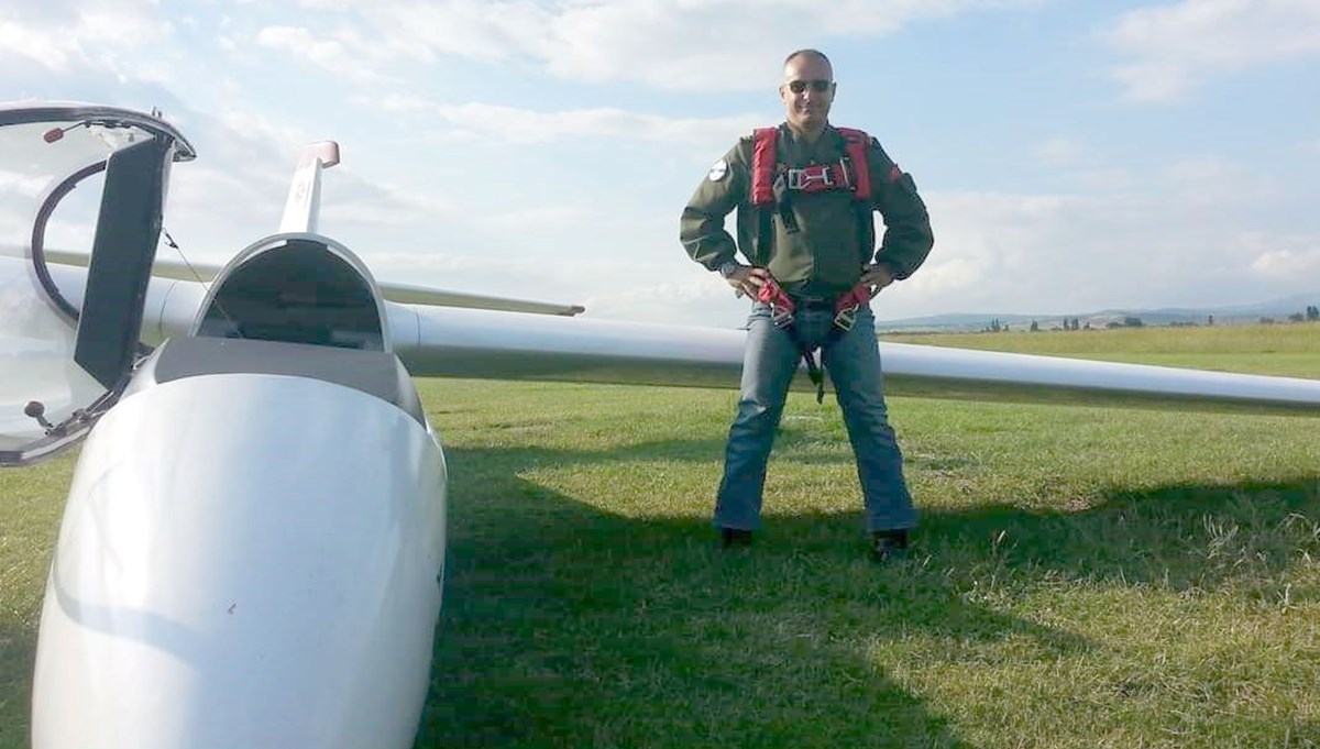 Yelkenkanatlar çarpıştı: 1 pilot öldü, 1 pilot yaralı Yelkenkanatlar çarpıştı: 1 pilot öldü, 1 pilot yaralı