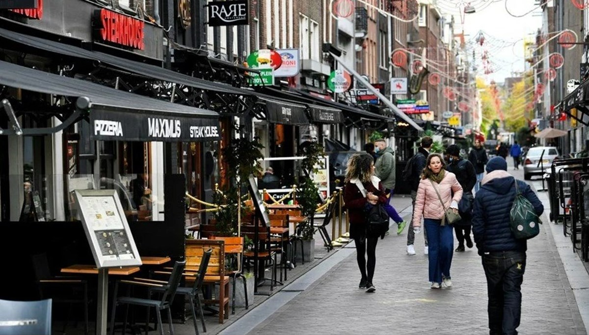 Hollanda'da Covid-19 nedeniyle 3 hafta