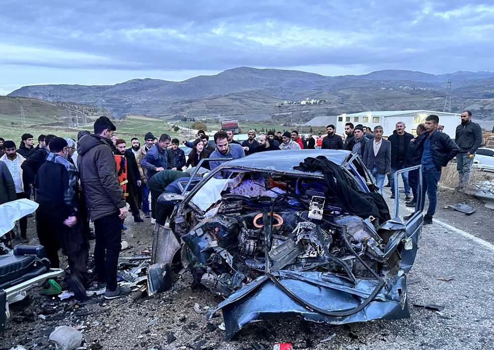 Adıyaman'da feci kaza: 3 ölü, 3 yaralı - 2
