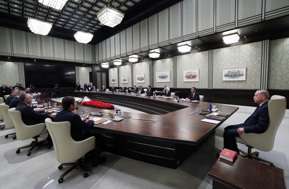 2025 Emekli Bayram İkramiyesi Takvimi: 4000 TL Ne Zaman Hesapta? (SSK, Bağ-Kur Tahsis No'ya Göre Ödeme Detayları) 77 gjwbNboBYUeJgV N4Pc7RA