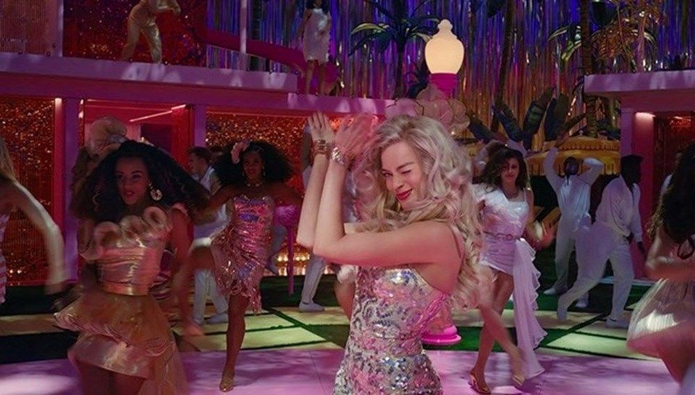 Margot Robbie Barbie filmi kazancıyla ne yapacağını açıkladı - 1