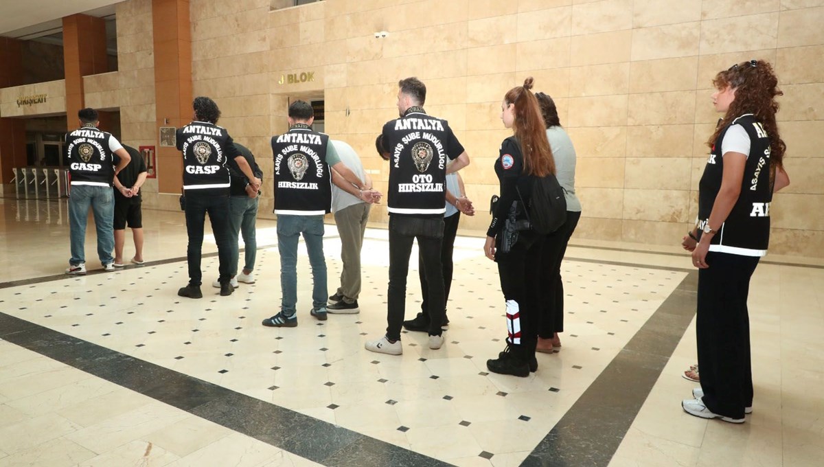 Antalya'da rehine krizi