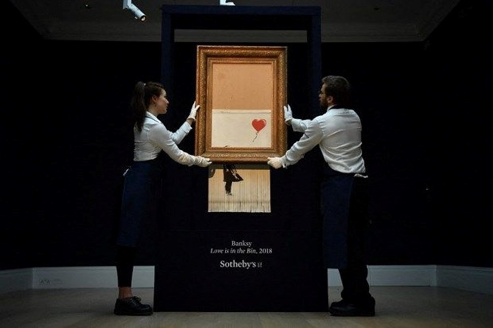 Robbie Williams’ın koleksiyonundaki 3 Banksy eseri açık artırmaya çıkıyor - 5