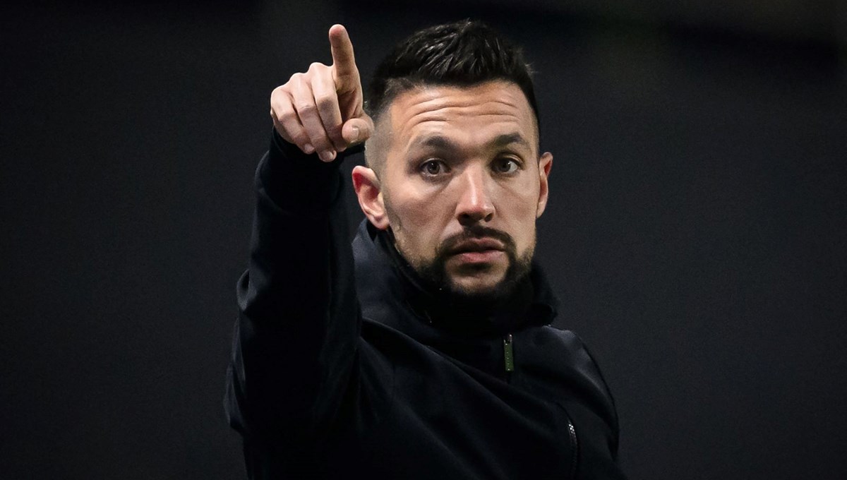 Beşiktaş'ın rakibi Ajax'ın Teknik Direktörü Francesco Farioli: Korku doğru kelime olmaz, doğru kelime saygı Beşiktaş'ın rakibi Ajax'ın Teknik Direktörü Francesco Farioli: Korku doğru kelime olmaz, doğru kelime saygı