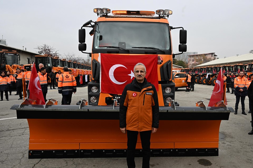 Ulaştırma Bakanı Uraloğlu duyurdu: Karayollarında kış hazırlıkları tamamlandı - 1