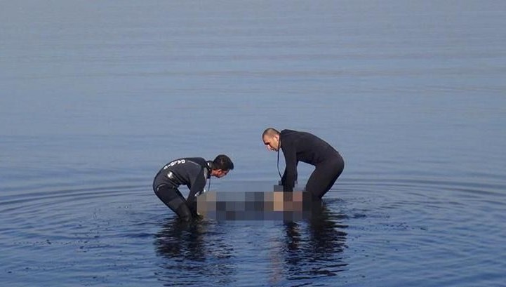 Kuşadası'nda denizde erkek cesedi bulundu