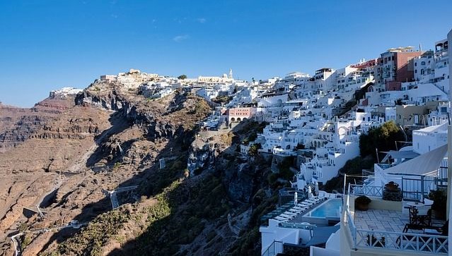 Santorini Yanardağı'nda son durum: Santorini Yanardağı aktif mi, patlarsa ne olur? Patlama Türkiye'ye etki eder mi?