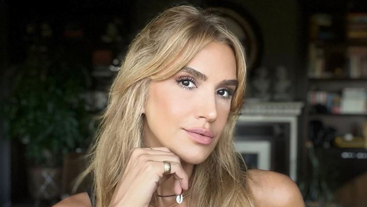 Yelda Kırçuval kimdir? (İletişimci Yelda Kırçuval'un biyografisi) Yelda Kırçuval kimdir? (İletişimci Yelda Kırçuval'un biyografisi)