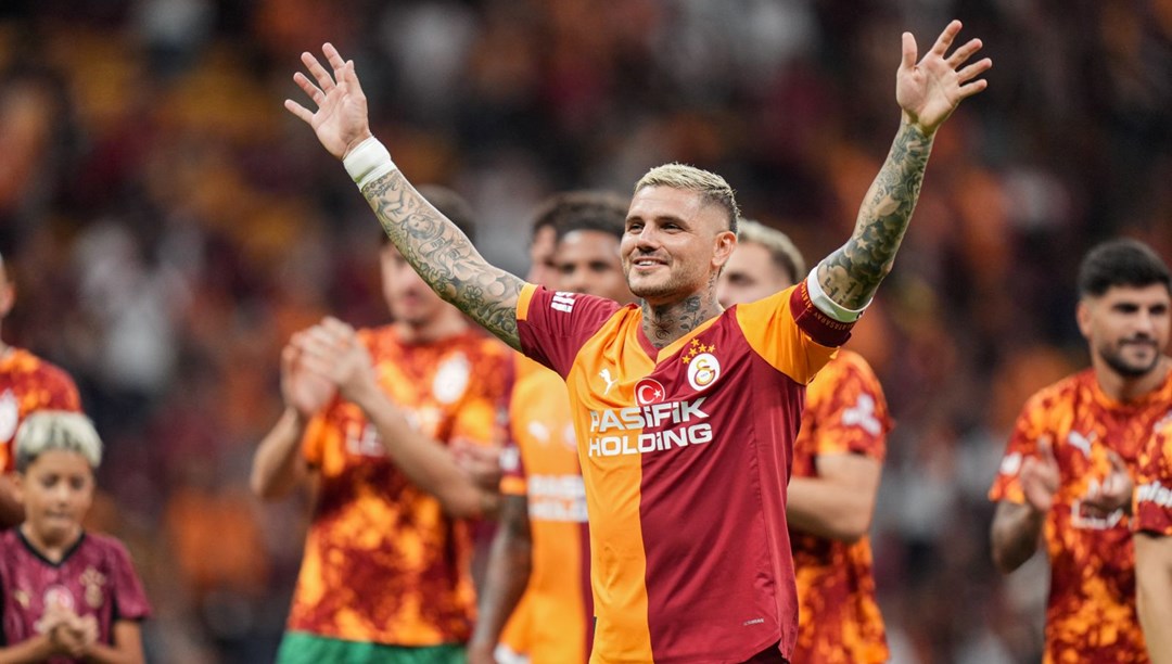 "Galatasaray uçuşta" (16 Ağustos spor manşetleri)