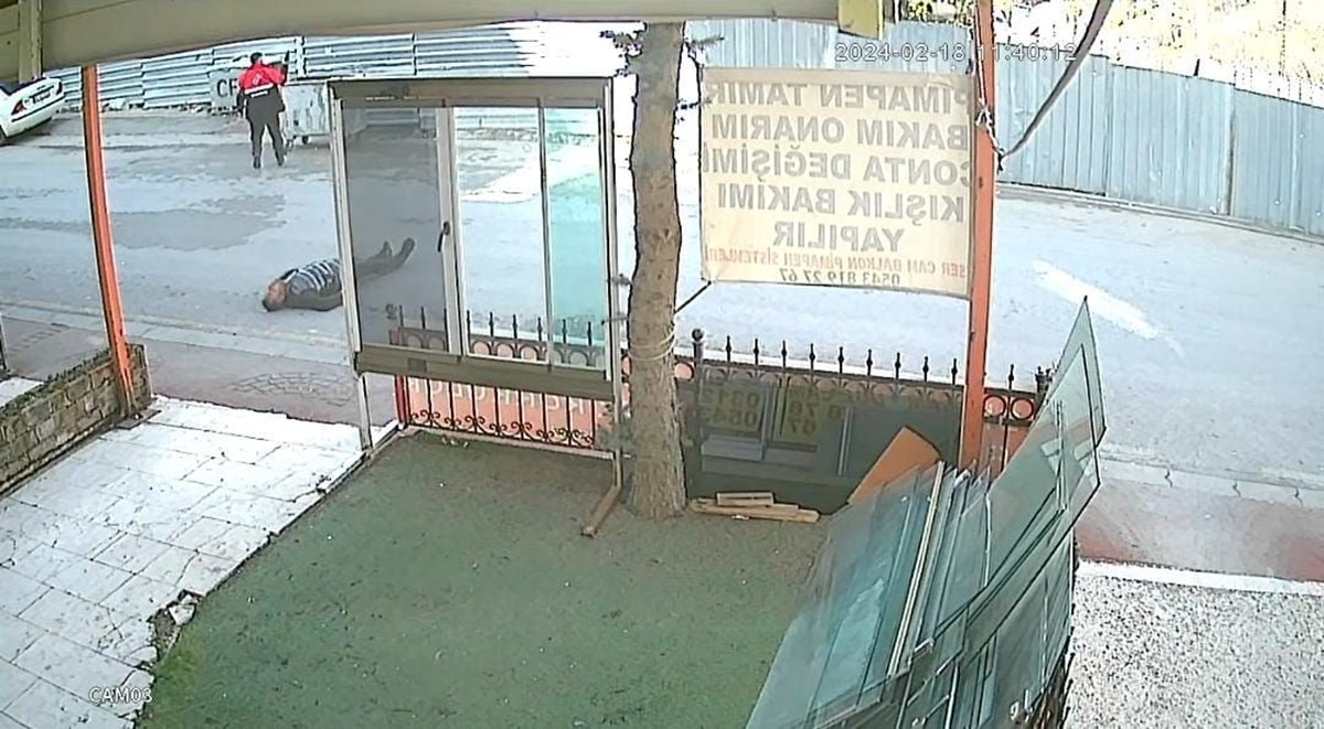 gpwM-F6pNUi0Kkcotu0-Eg.jpg