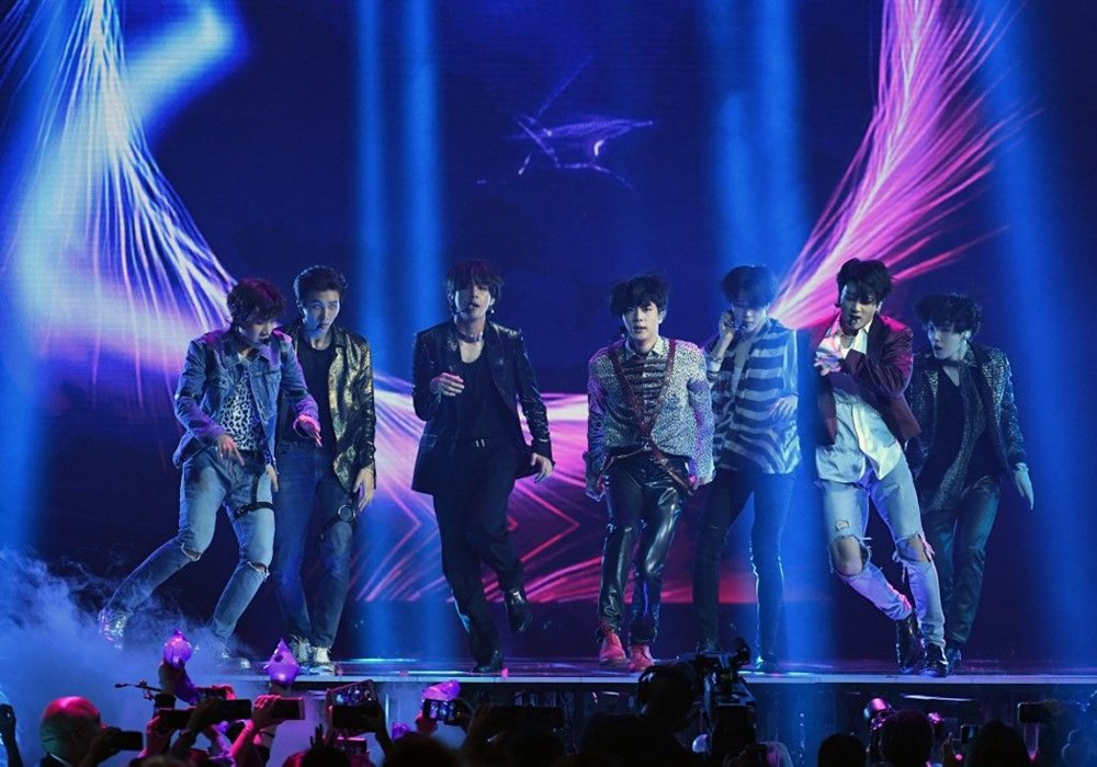 BTS Billboard 200 listesinde zirveden inmiyor - 4