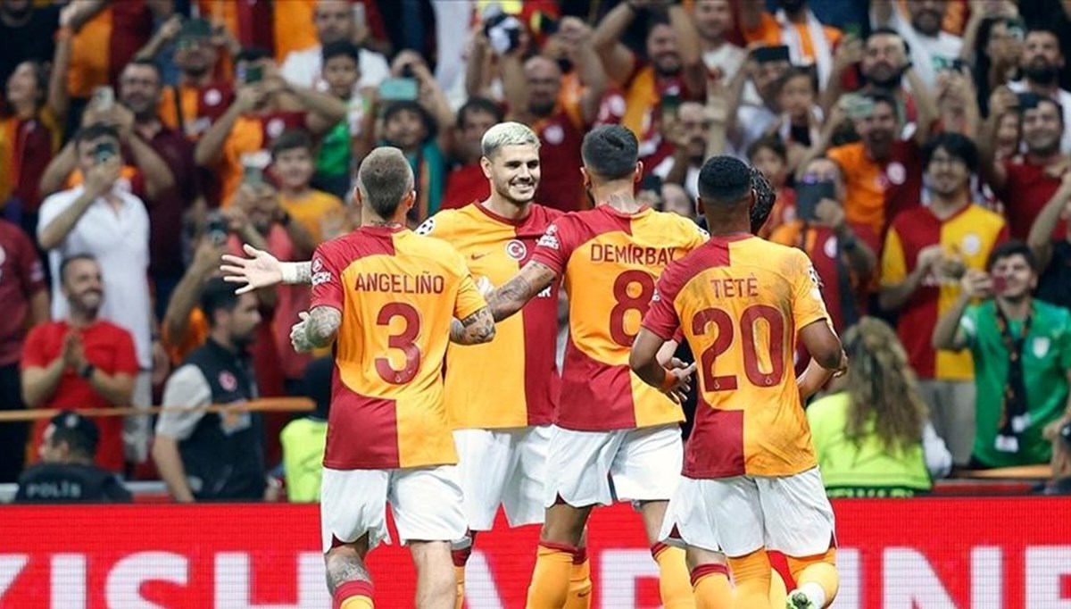 Galatasaray'ın derbi 11'i netleşiyor: Okan Buruk'tan Tete ve Zaha hamlesi