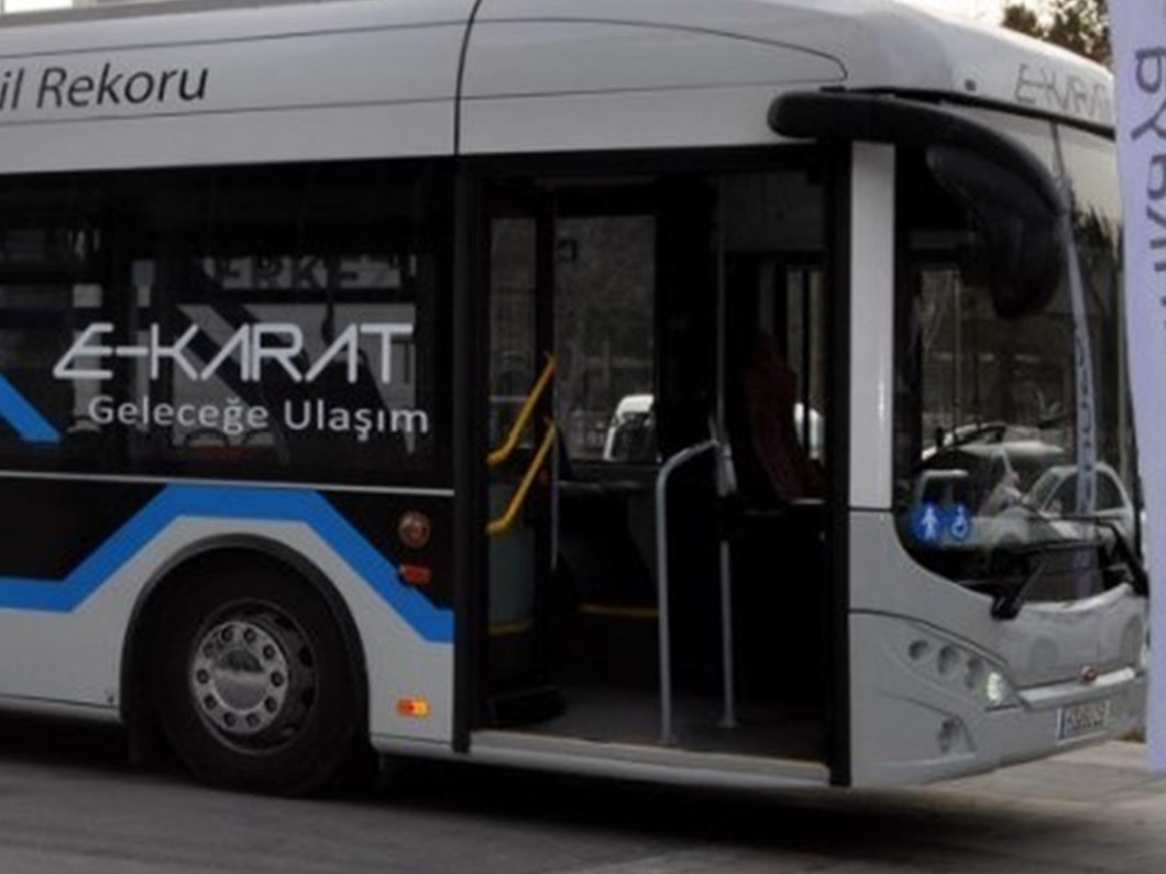 Izmir De Elektrikli Otobus Donemi Basladi Ntv