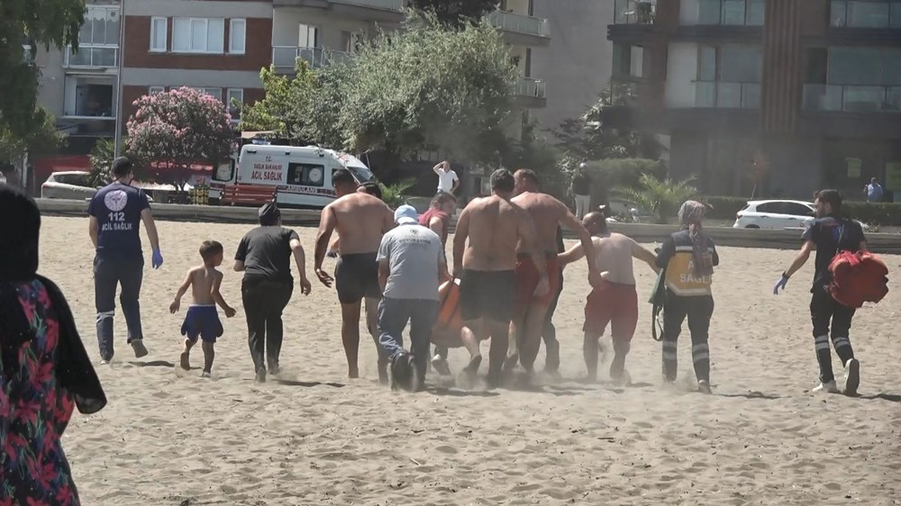 Karadeniz'de can pazarı: 5 kişi boğulma tehlikesi geçirdi - 6