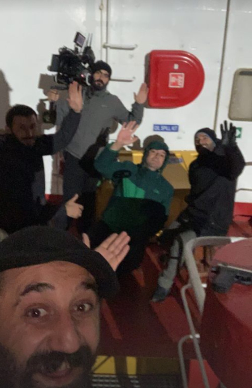 Çukur oyuncularının kamera arkası pozları - 11