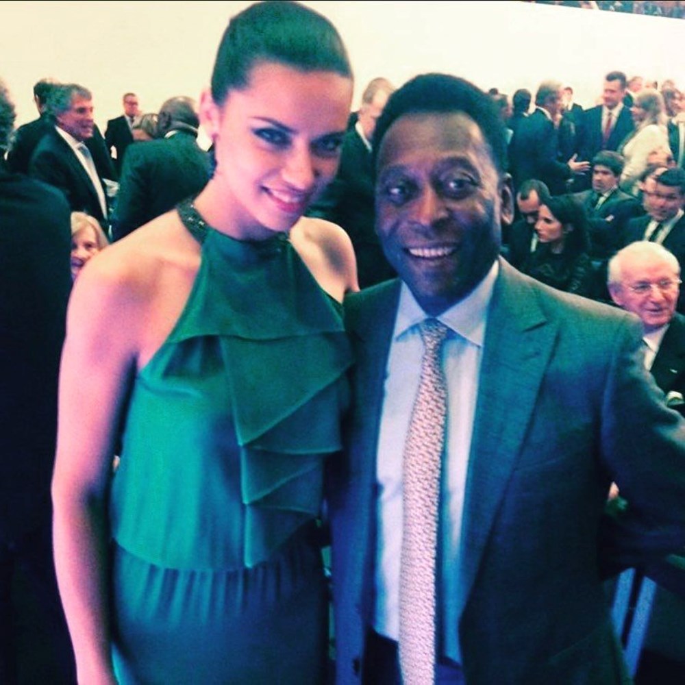 Adriana Lima'dan Pele'ye: Teşekkürler Pele, sen ölümsüzsün! - 2