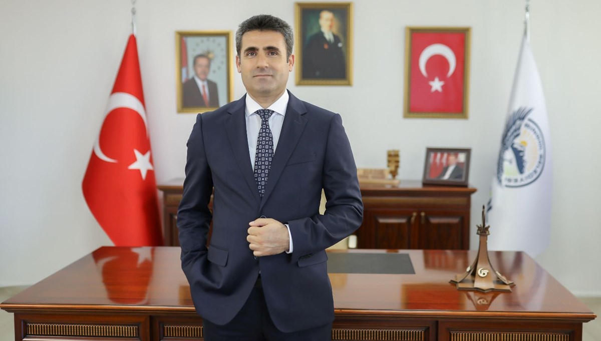 Erdal Arıkan kimdir? AK Parti Bingöl Belediye Başkan adayı Erdal Arıkan kaç yaşında, hangi görevlerde bulundu? Erdal Arıkan kimdir? AK Parti Bingöl Belediye Başkan adayı Erdal Arıkan kaç yaşında, hangi görevlerde bulundu?