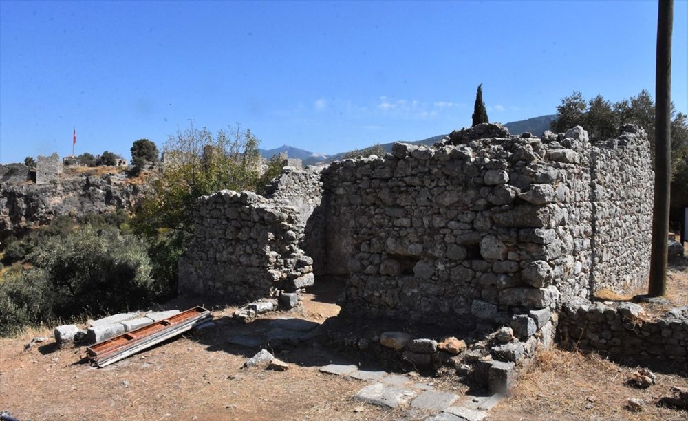 Beçin Antik Kenti'ndeki kazılarda bulunan oyuncaklar Roma ve Türk dönemine ışık tutuyor - 1