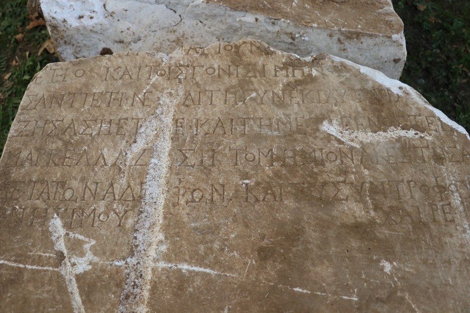 Yalova'da Roma döneminden kalma 1800 yıllık mermer stel bulundu - 2