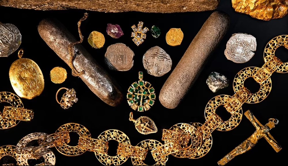 Altın sikkeler ve paha biçilemez mücevherler: 350 yıl önce batan geminin hazineleri ortaya çıktı - 2