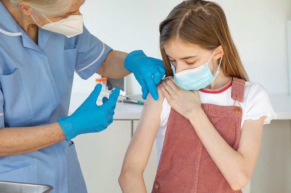 Gençler için yeni aşı stratejisi: Tek doz uygulanabilir tavsiyesi verildi - 2