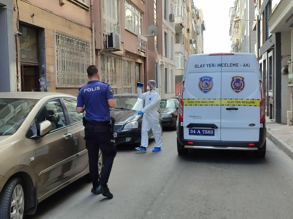 Emekli albay evinde ölü bulundu - 2