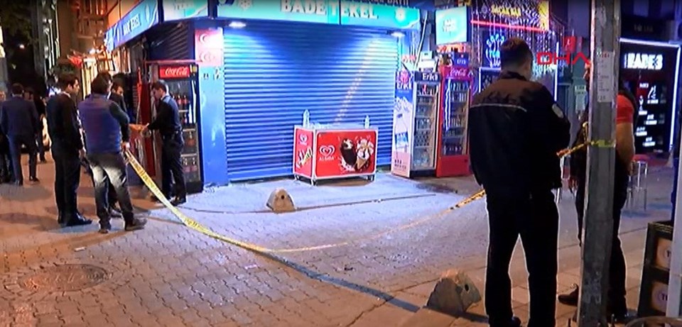 Kadıköy'de silahlı kavga: 2 yaralı - 1