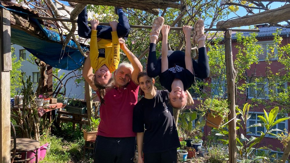 h Cb0nTlTUSYfC52TdfpGg