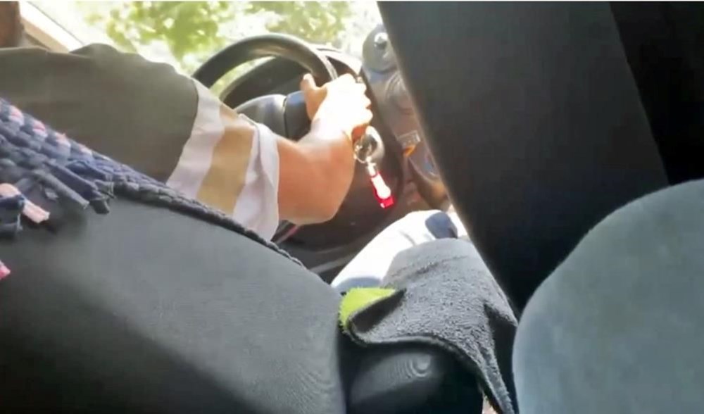 Polisten korsan taksilere operasyon | Müşteri gibi bindiler - 2