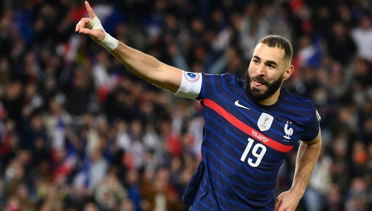 Karim Benzema'ya Valbuena'ya şantaj suçlamasıyla hapis ve para cezası