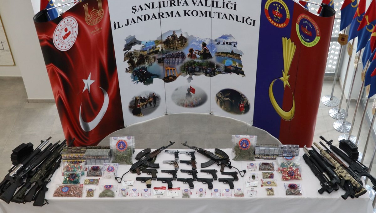 Şanlıurfa'da uyuşturucu satıcılarına şafak operasyonu Şanlıurfa'da uyuşturucu satıcılarına şafak operasyonu
