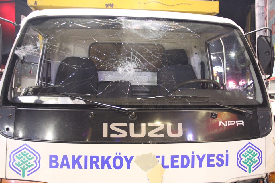Bakırköy’de büfe yıkımı sırasında gerginlik - 2