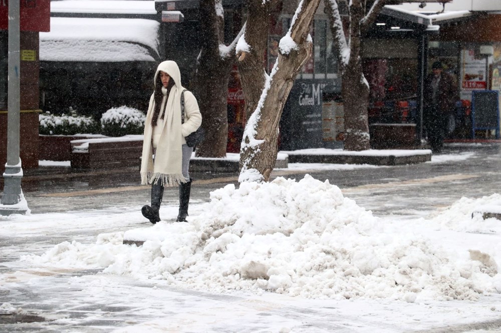 İstanbul’da kar yağışı ne kadar sürecek? Hem meteoroloji hem AKOM uyardı: Bu akşama dikkat! - 7