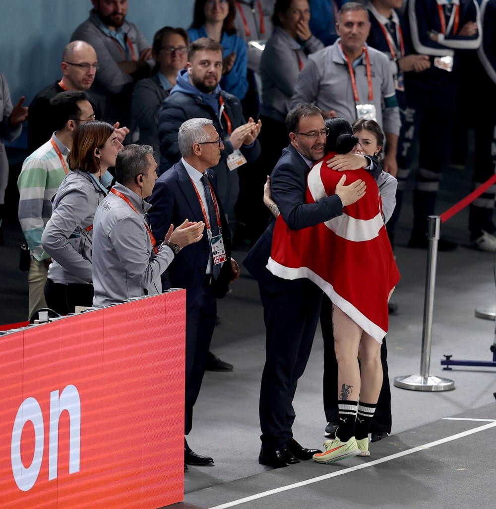 Tuğba Danışmaz’dan Avrupa Salon Atletizm Şampiyonası’nda altın madalya - 6